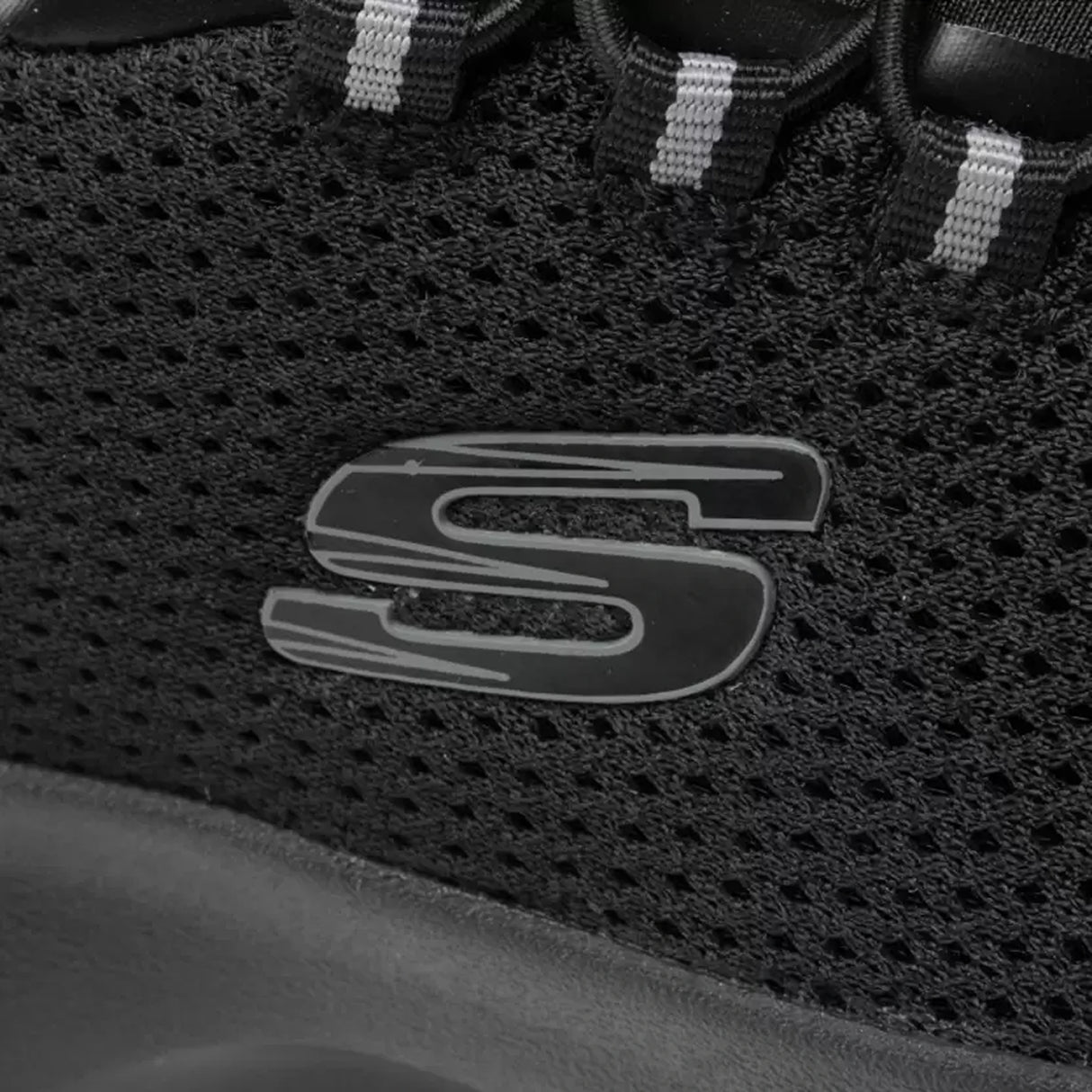 SKECHERS DYNAMIGHT  (58360-BLK)